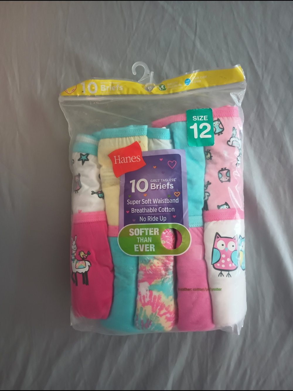Hanes Girls' Tagless Breathable Cotton Briefs Underwear